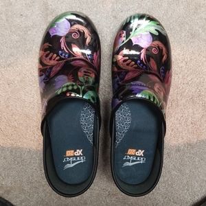 Dansko clogs(Floral patent, metallic) XP 2.0